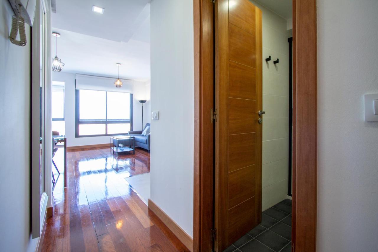 Apartamentos Castilla Luz Business Madrid Exterior foto