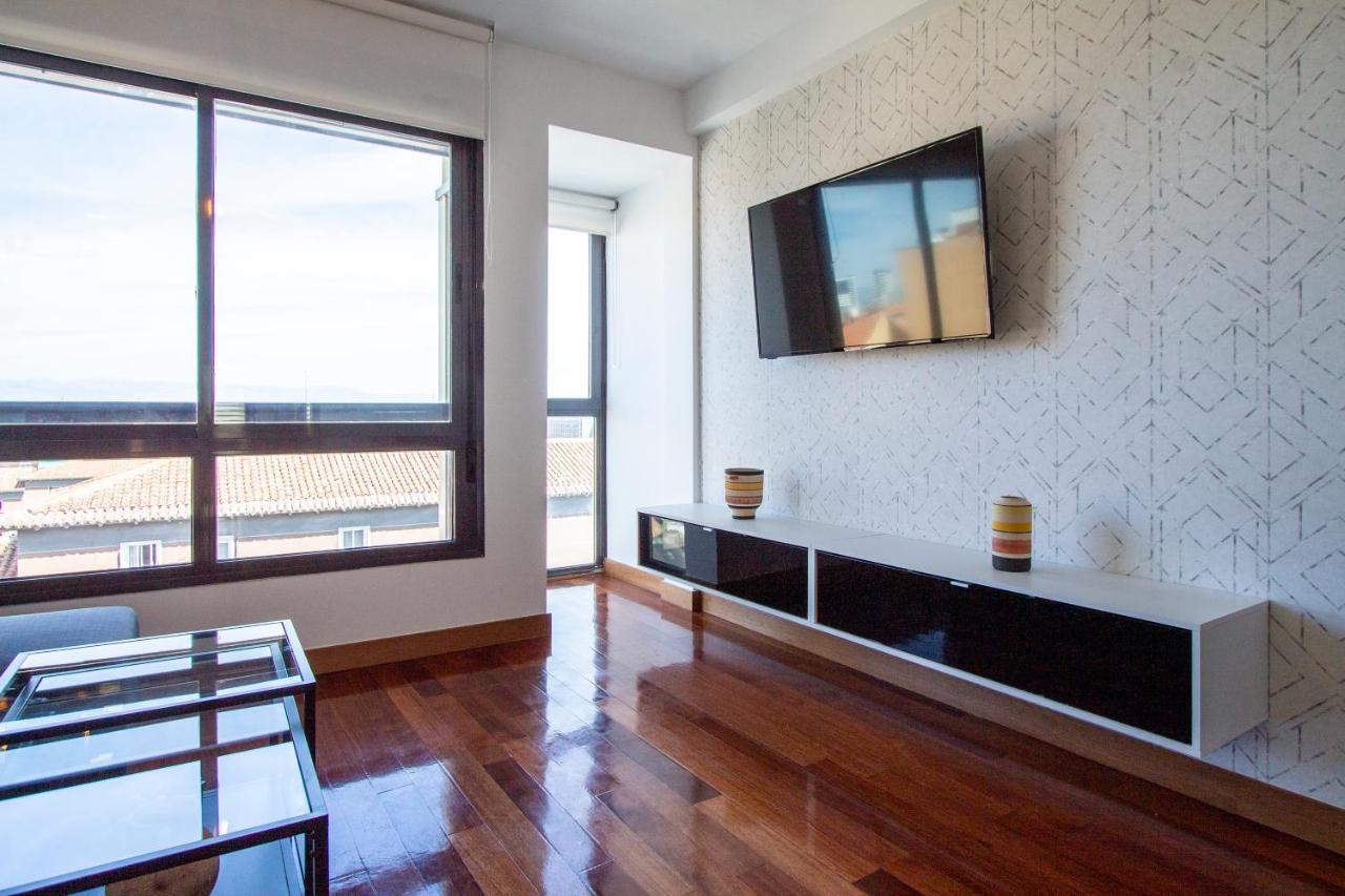 Apartamentos Castilla Luz Business Madrid Exterior foto
