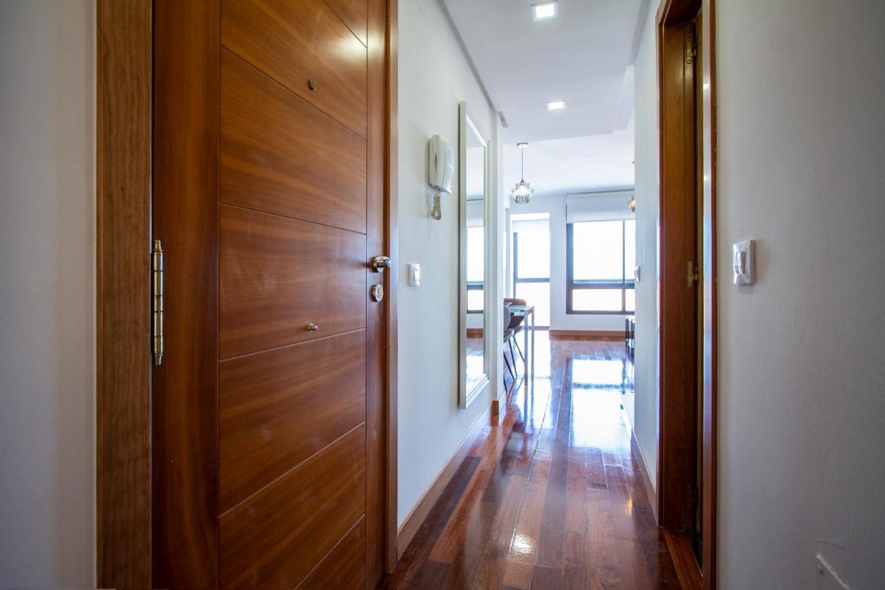 Apartamentos Castilla Luz Business Madrid Exterior foto